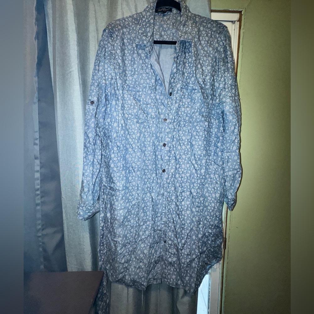 Velvet Heart Light Blue Floral dress - Picture 1 of 7